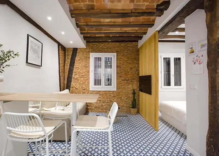 Etxeburu Appartement *