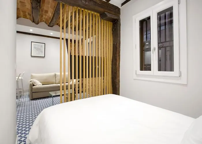 Etxeburu Appartement *